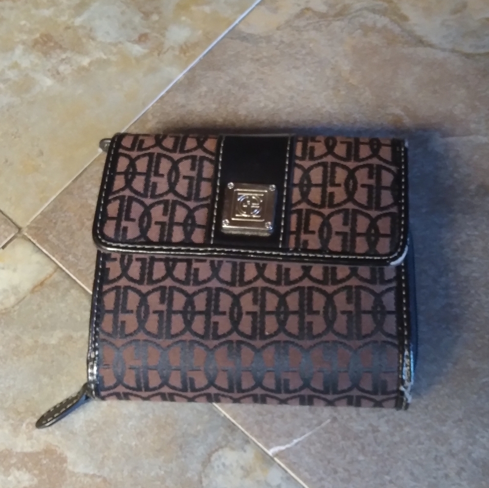 GG Collection Wallet